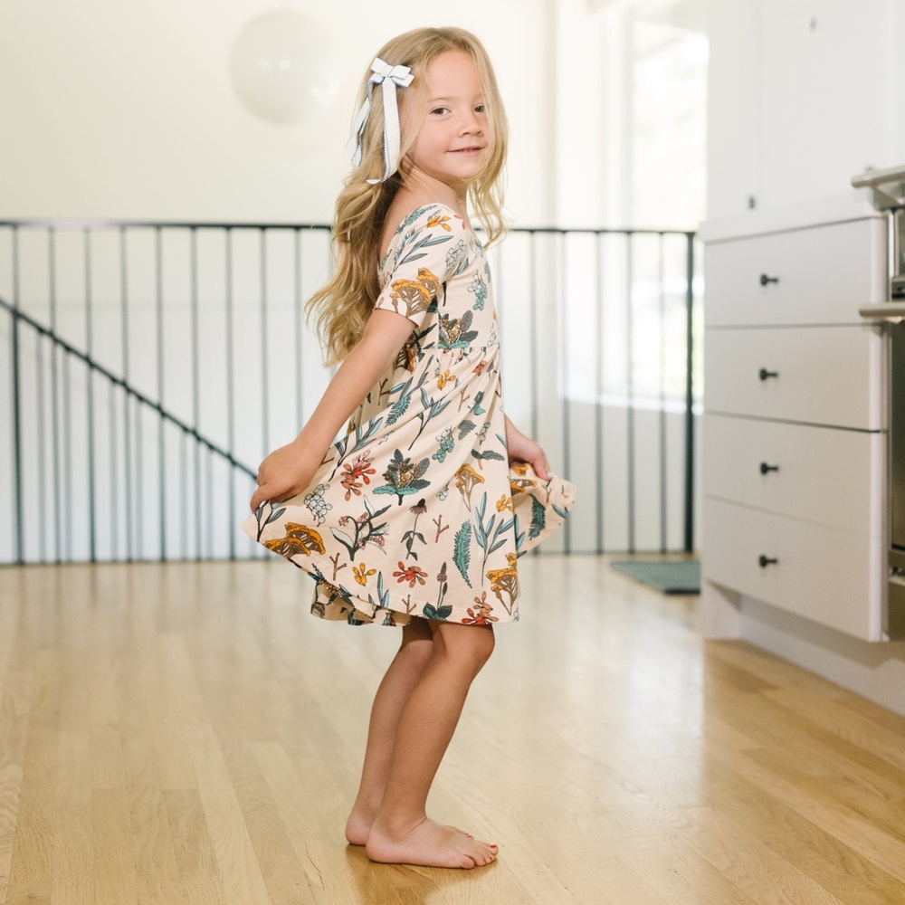 Alice + Ames Herbal Study Kids Floral Cream Short-Sleeve Twirl Dress